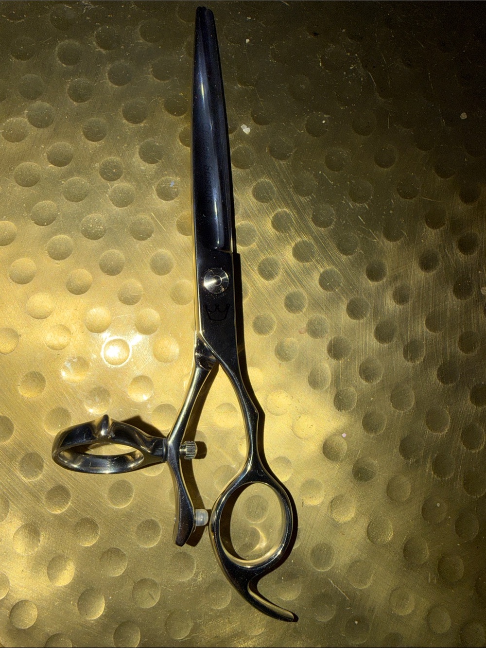 Professional Unique Genesis Japanese Steel Haircut Scissors - Sleek Grooming
